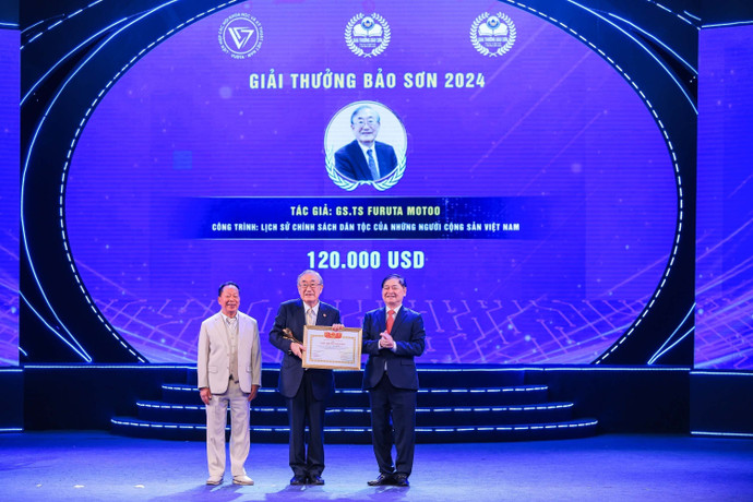 Ảnh 2 bài 3 báo nhân dân.jpg